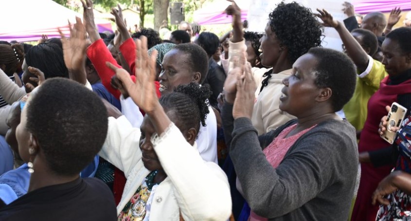 About Sixty  Teenage Mothers Get Scholarship In Nandi
